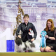 Državna prvakinja v Junior Handlingu s psičko, mednarodno prvakinjo v lepoti, potuje na največjo razstavo na svetu