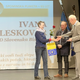Velika ljubiteljica planin Ivana Leskovar prejela najvišjo nagrado PZS, v gore pomaga tudi slepim