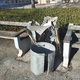 (FOTO) Na prehodu v novo leto v Mariboru vandali nad koše za smeti, klopi in parkomat