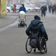 Problem podaljšanja vozniških dovoljenj invalidom naj bi bil rešen v kratkem