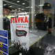 (KOMENTAR) Obeti za prihodnost slovenske policije so slabi