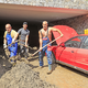 V Črni še potrebujejo prostovoljce, k poplavni delovni akciji vabijo prvo junijsko soboto. Kako lahko pomagate?