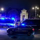 Ob cesti našli truplo moškega: Policija išče voznika, ki ga je zbil in pobegnil