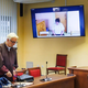 Po napadu v Manžanu zahteva odškodnino: "Kaj naj grem na plažo v dolgih hlačah?"