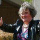 (FOTO) Se spomnite Susan Boyle? Objavila je nove fotografije, na katerih je neprepoznavna