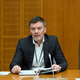 Afera množično brskanje po bančnih podatkih: Izbranec SDS Damjan Žugelj s sodelavci v sodni preiskavi