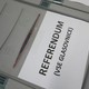 Referendumi: Predčasno glasovanje tokrat brez združevanja volišč. Koliko bo superreferendumska nedelja stala?