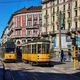 (FOTO) Strojevodja iztirjenega tramvaja v Milanu naj bi tik pred trčenjem govoril po telefonu