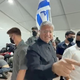 (VIDEO) Zvezanih rok in na kolenih: Izraelski minister objavil posnetek poniževanja aktivistov