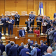 Levica in skrajna desnica zrušili romunsko vlado