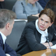 (VIDEO) Preverite, kako je Alenka Bratušek povezala Janeza Janšo, Josipa Broza Tita in Vladimirja Putina