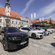 (FOTO) BMW-jev paviljon na Glavnem trgu v Mariboru: Neokusna promocija ali sodoben dogodek?