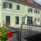 (FOTO) Točno tam, kjer je huda mravljica par loncev razbila in biku samo roge pustila