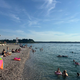 (FOTO) Portoroža skoraj ne boste prepoznali: 3700 kubičnih metrov belega soškega prodca polni plaže