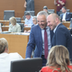 Pozicija, opozicija in remont volilnih pravil: Lov na volivce je spet odprt - in tudi selektiven