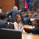 Večina v DZ: Če nima državljanstva, nima kaj voliti. Ustavni pravnik: Nesorazmerni in samovoljni poseg politike!