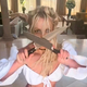 Britney Spears trdi, da 'nihče ne rabi skrbeti zaradi plesa z noži'