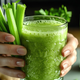 Sok zelene: Naravni eliksir za zdravje, ki ga priporoča zdravnik