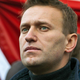 Navalni po premestitvi na sever Rusije sporoča, da mu gre dobro