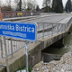 Poškodovani most čez Kamniško Bistrico bodo kmalu porušili