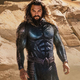 TV namigi: Jason Momoa je spet Aquaman, sestra Marina je nogometašica