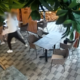 Pred streljanjem pod Šmarno goro obračun s pestmi. Leteli so stoli