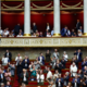 Francoski parlament dokončno potrdil pravico do pomoči pri umiranju