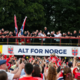 Pred kraljevo palačo nogometašem v čast veslalo 100.000 Norvežanov in princ