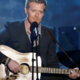 V nesreči z motorjem umrl irski glasbenik Glen Hansard