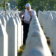 Srebrenica: genocid pod modrimi čeladami