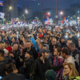 Politični konflikt vdira v vsakdanja življenja