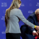 Trump z novima ukazoma znova omejuje državljanstvo po rojstvu v ZDA
