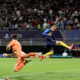 V Slovenijo lahko prideta Juventus ali Milan