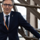Direktor Eifflovega stolpa odstopa po sporu zaradi izključevanja zaposlenih