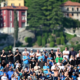 Sedeže v ložah so za zgodovinski večer odstopili najstarejšim navijačem