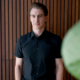 Jure Henigman: Rad se skrijem za lik