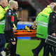 Takšno je stanje nogometnega zvezdnika, ki so ga morali oživljati na igrišču