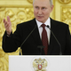 Putin presenetil s kuliso novoletne poslanice