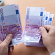 Jankovičeva desna roka ponuja 10.000 evrov, če ...
