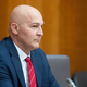Po izbiri članov završalo: "Ali teologa nadomeščata pedagoge?"