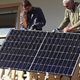 Novo: Dovoljene bodo balkonske sončne elektrarne večjih moči
