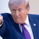 Vojna v Iranu: Trump izgublja živce, ponuja 15 milijonov tistemu, ki ...