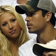Enrique Iglesias poljubljal drugo žensko, kaj na to pravi Anna Kournikova?