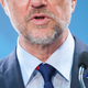 Lojze Peterle: Moral sem hoditi po jajcih ...