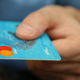 Visa in Mastercard od 6. junija zaradi Trumpovih sankcij prekinjata poslovanje na Kubi