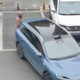 Na genialen način prelisičil žensko, ki je blokirala parkirno mesto