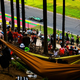 Razjarjeni kmet zagrenil dan stotinam navijačev formule 1