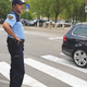 Mladoletnik trčil v policista