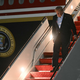 Trump se je pred Iranci skrival v vozilu za catering