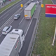 Na avtocesti počilo, zaprt vozni pas